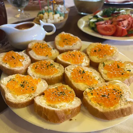 Bed and breakfast приватна дикий мед *