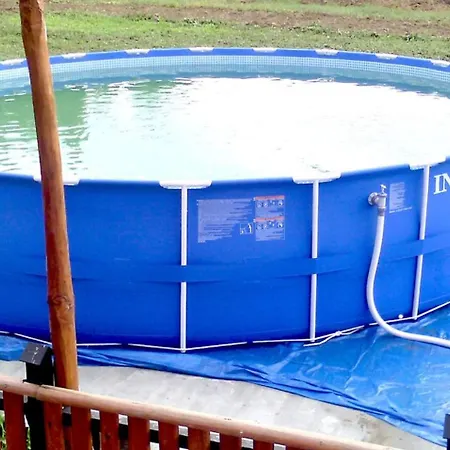 приватна дикий мед Alojamento de Acomodação e Pequeno-almoço Ploskoye